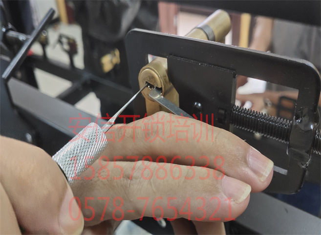 商洛哪里能学开锁的技术？